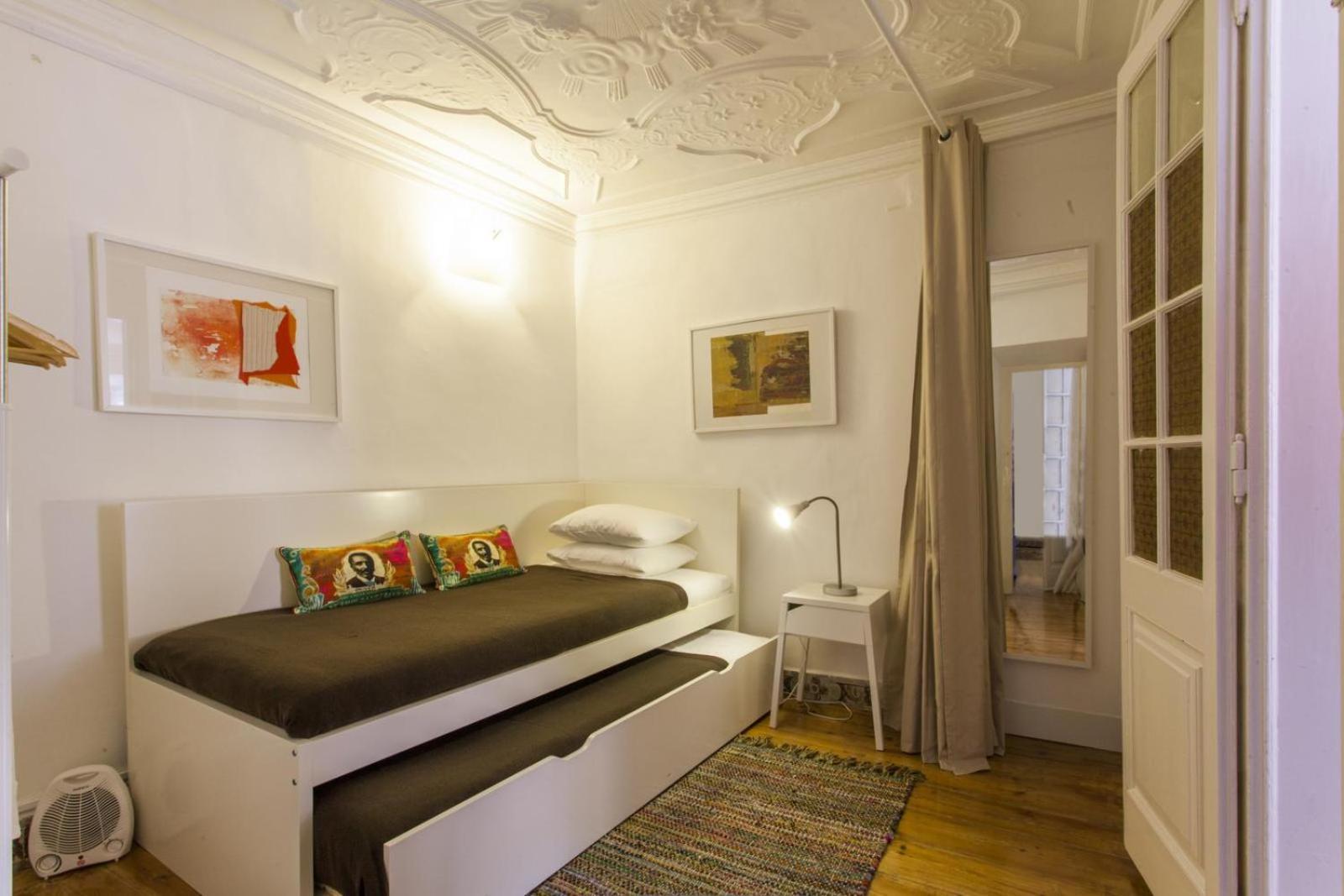 C2 Bairro Alto 18Th Century Beautiful Apartment Lisboa Exterior foto